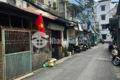 3 tầng 33m2 nở hậu 2pn ngay tân sơn nhì gò dầu sát mt giá nhỉnh 4.xx tỷ