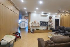 Bán chung cư khu đô thị trung hòa nhân chính, nhà đẹp, ngay mặt phố hoàng đạo thúy