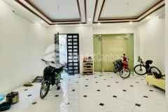 Ngoc trinh con phai đoi đai gia mua tăng nha xa đan, 50m2,kinh doanh thoang, rưc rơ