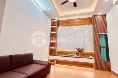 Nhà đẹp long lanh ngõ đội cấn, giá 4.98 tỷ, 18m2x6t, ảnh thật