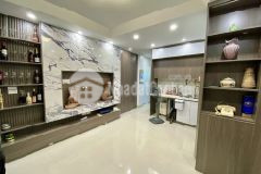 Nhà đẹp mới xây 6 tầng thang máy 40m2 hơn 11 tỷ hoàng quốc việt