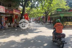 Chỉ nhỉnh 2 tỷ, nhà đẹp ở ngay, sổ riêng, ô tô dừng đỗ chân cầu thang