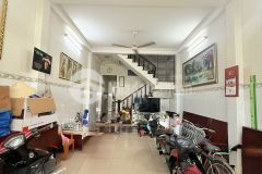 Ngay chợ gò vấp hơn 100m2 4 tầng chỉ 80 triệu 1m2 hẻm thông suốt chỉ 8 tỷ 8