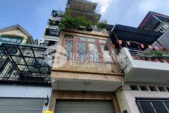 Bán nhà mặt hồ tai trâu,long biên 5 tầng,64m oto tránh nhỉnh 19 tỷ