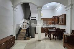 Cho thuê nhà riêng ngõ 68 đường cầu giấy 40m x 4t, 5pn3vs giá 14 triệu, ở và vp