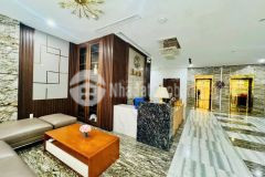 Hạ 5 tỷ nhà lạc long quân 290m2, 7 nổi 1 hầm 2 thang máy mặt tiền 16m giá 125 tỷ