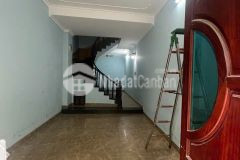 Cho thuê nhà riêng ngõ 78 phố duy tân, phường cầu giấy mới 50m x 5t giá 25 triệu