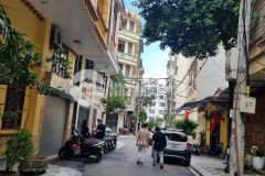 Siêu hiếm hoàng quốc việt 50m2 mặt tiền 5m vỉa hè ô tô cực đẹp giá 21 tỷ vip cầu giấy