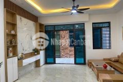 Bán căn nhà 3 tầng ngõ phố mai hắc đế, ph cẩm thượng, tp hd, 42.8m2, mt 5.5m, 3 ngủ