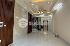 Bán nhà phố giáp nhị hoàng mai, 5 tầng thang máy thông sàn, gần mặt ngõ ô tô to như phố.