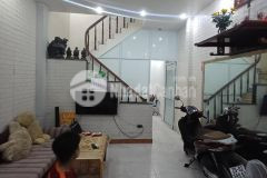 Nhà hbt xây chắc chắn, ngõ thông, 6 phòng có thể ở hoặc cho thuê dòng tiền