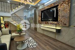 Chỉ 5.7 tỷ thương lượng căn nhà hẻm xe hơi lạc long quân tân bình 3 tầng