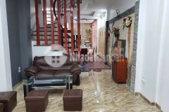 Trung tâm đống đa, ngõ thông, gần phố, ô tô đỗ cửa, hai thoáng, nhà đẹp kinh doanh.