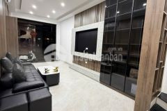 Nhà xây mới full nội thất gần oto