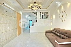 Hot hot nhà 2 lầu hẻm xe hơi 1806 huỳnh tấn phát, thị trấn nhà bè