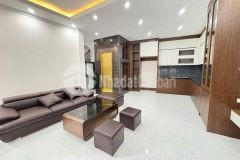 Văn quán nhà đẹp thoáng sáng, nội thất xịn xò, thang máy chạy vù vù, ba bước ra phố, 35m2, hơn 9 tỷ