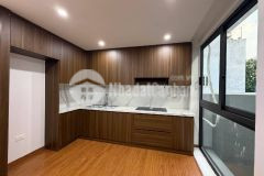 Nhỉnh 8 tỷ ngõ thông gần phố nhà mới 6 tầng thang máy tt đống đa tặng nội thất