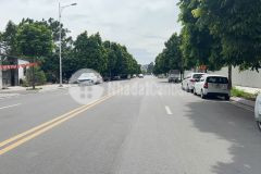 Hơn 7 tỷ, nhà 5 tầng mới koong ngọc thụy, 10m ra ô tô tránh, an sinh tuyệt vời.