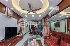 Mặt phố kinh doanh vị trí siêu đắc địa