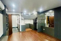 Cho thuê nhà riêng tại phương mai, đống đa 42m x 7t thang máy giá 23 triệu