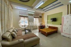 Cho thuê nhà ngõ 23 nguyễn ngọc vũ, cầu giấy 80m x 3t, 4pn4vs đủ đồ giá 15 triệu