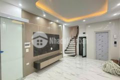 Bán nhà trung tâm quận đống đa nhỉnh 8 tỷ 33m2 6 tầng xây mới 20m ô tô tránh