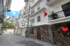 Cầu giấy ngõ thông sổ vuông 58.5m2 mặt tiền bề thế ô tô sát nhà