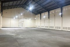 Cho thuê kho bãi trống tại hóc môn