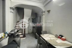 Cho thuê nhà riêng ngõ 76 đường nguyễn chí thanh đống đa 25m x 5t giá 11 triệu