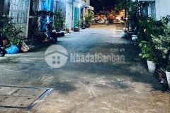 Huỳnh văn bánh thông bờ kè 4x13, 4 tầng có giếng trời hẻm 4m sạch đẹp chỉ 8 tỷ.