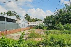 Nền rộng trên 300m2 bán giá chưa tới 2,5 tỷ