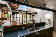 Cần bán nhà tầng 2 ngõ tô hiến thành, giá 10 tỷ, 40m2x2t, view mặt phố