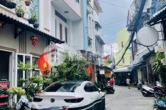 Khu đẳng cấp hoàng việt út tịch, 52m2 mặt tiền gần 4.5m xe hơi ngủ nhà, chỉ 8 tỷ.