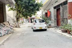 Bán nhà 2 tầng trung tâm trâu quỳgia lâm, 70m2 mt6.5m khu sinh viên nông nghiệp