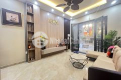 Ban nhanh nha linh quang,40m2, 3 gac tranh, ngo thông, an ninh, dân tri cao,5 tâng