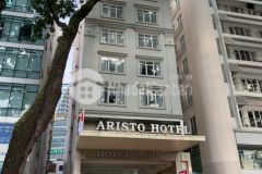 Bán khách sạn pháo đài láng, 70m2x9t thang máy, 18 phòng, lô góc, dt 120trtháng, 37 tỷ