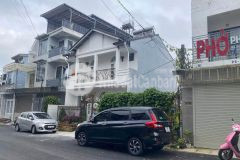 Bán lô đất 2 mặt tiền sổ riêng đường nhựa ngô quyền