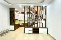 Bán nhà phố đại từ hoàng mai gần hồ linh đàm, nhà đẹp 5 tầng mặt tiền rộng ở ngay.