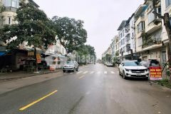 Vị trí hiếm liền kề văn phú 70m 4t mt 4,5m