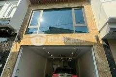 Ai nhanh hơn. bán nhà ngọc thụy, gara ô tô, thang máy otis, gần hồ, 51m2, chỉ 12.x tỷ