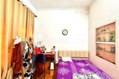 Nhà dân xây chắc chắn 2 mặt ngõ oto đỗ cửa