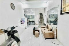 Bán nhà yên lãng 30m2 4t, cách phố ô tô 20m, lô góc 2 thoáng, ngõ thông, hơn 7 tỷ