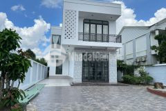 Bán căn biệt thự sân vườn trục chính đường 2c khu dân cư thiên lộc 13a, phường hưng phú