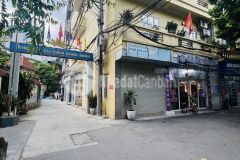 Bán đất tặng nhà phố quan nhân, ô tô đổ cửa, lô góc, 75m2, mt 12m, 14.8 tỷ.