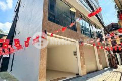 Bán nhà ngọc thụy, lô góc, gara ô tô, tm, nội thất xịn, ngay sát phố, 45m2, có 11.x tỷ