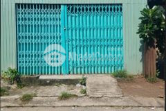 Alo cần bán gấp nhà c4 ở bà điểm hóc môn70m2,giá 990tr,shr