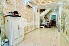 Siêu phẩm hxh 5 tầng trung tâm quận 10 nhỉnh 8 tỷ