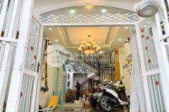 Hot nhà đẹp ở liền 2 lầu st hẻm xe hơi 6m huỳnh tấn phát, quận 7