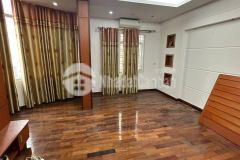 Cho thuê nhà riêng trần duy hưng cầu giấy 78m x 5t giá 35tr, lô góc, thang máy