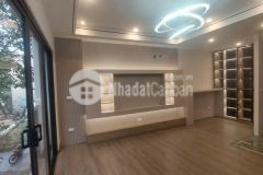 Nhà hoa lâm việt hưng ô tô đỗ cổng full nội thất